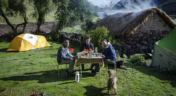 CAMPAMENTO HUACAWASI