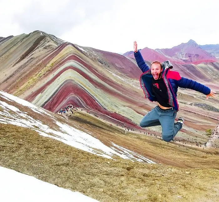 TIEMPO DE VIAJE A LA MONTAÑA DE COLORES PERU