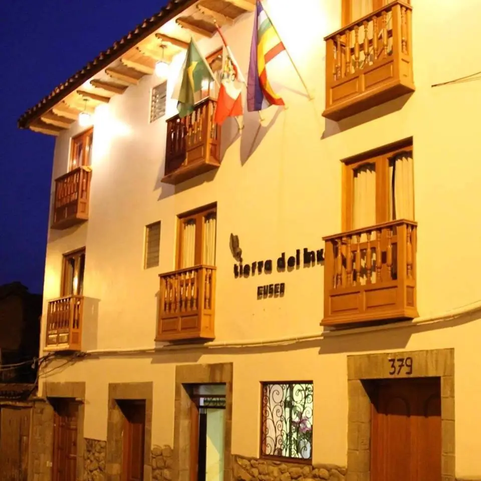 HOSTAL EN CUSCO